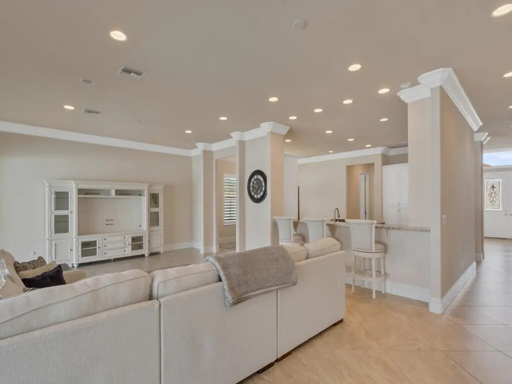445 Wingate Terrace SW Vero Beach, FL 32968