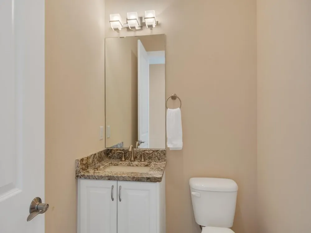 445 Wingate Terrace SW Vero Beach, FL 32968