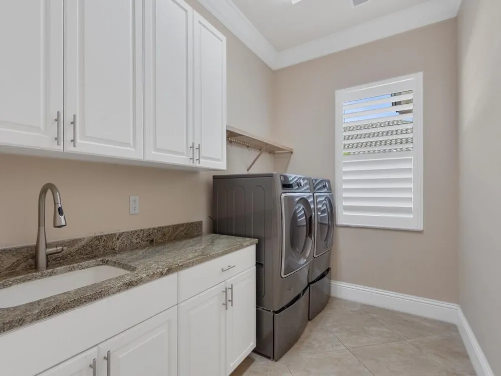 445 Wingate Terrace SW Vero Beach, FL 32968