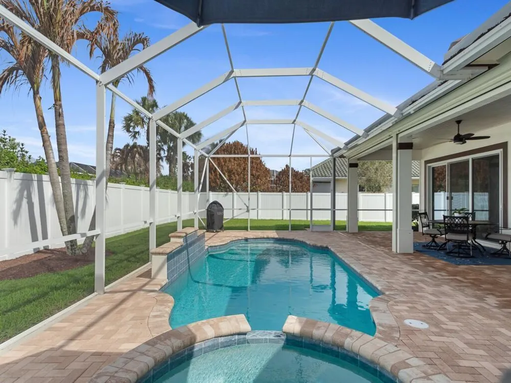 445 Wingate Terrace SW Vero Beach, FL 32968