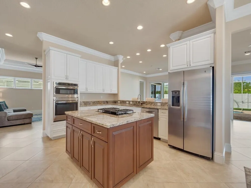 445 Wingate Terrace SW Vero Beach, FL 32968
