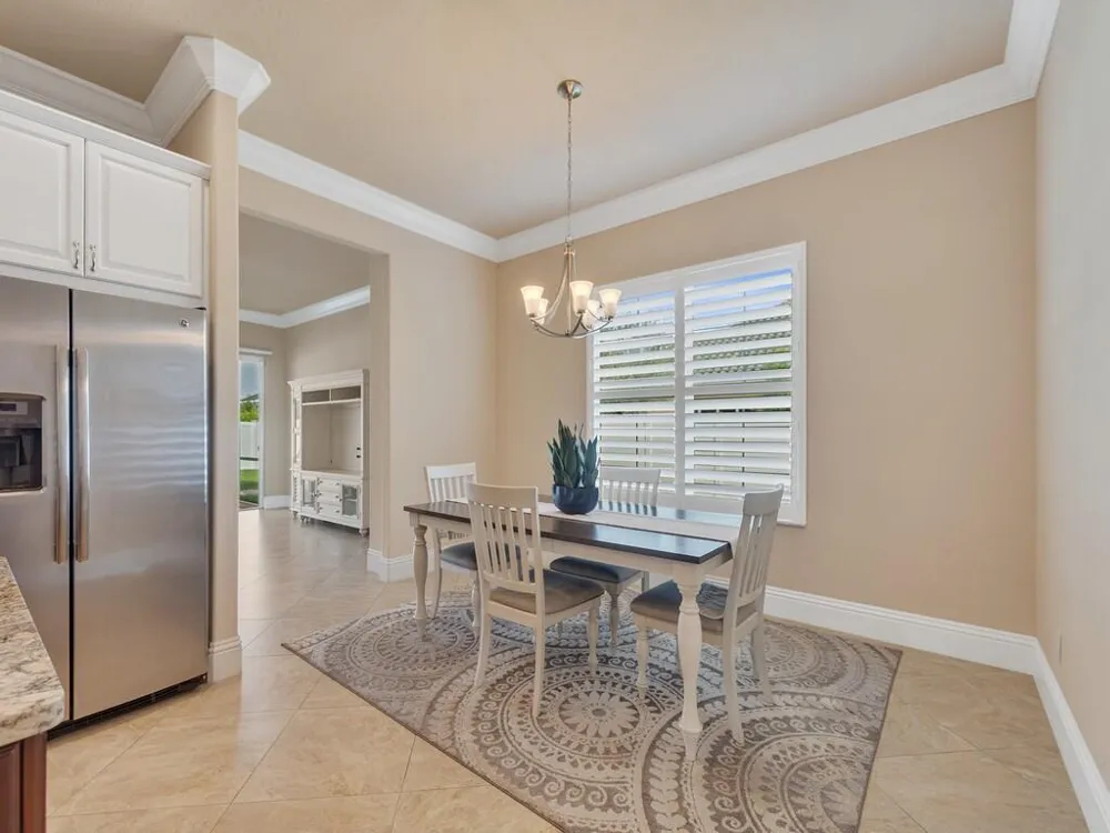445 Wingate Terrace SW Vero Beach, FL 32968