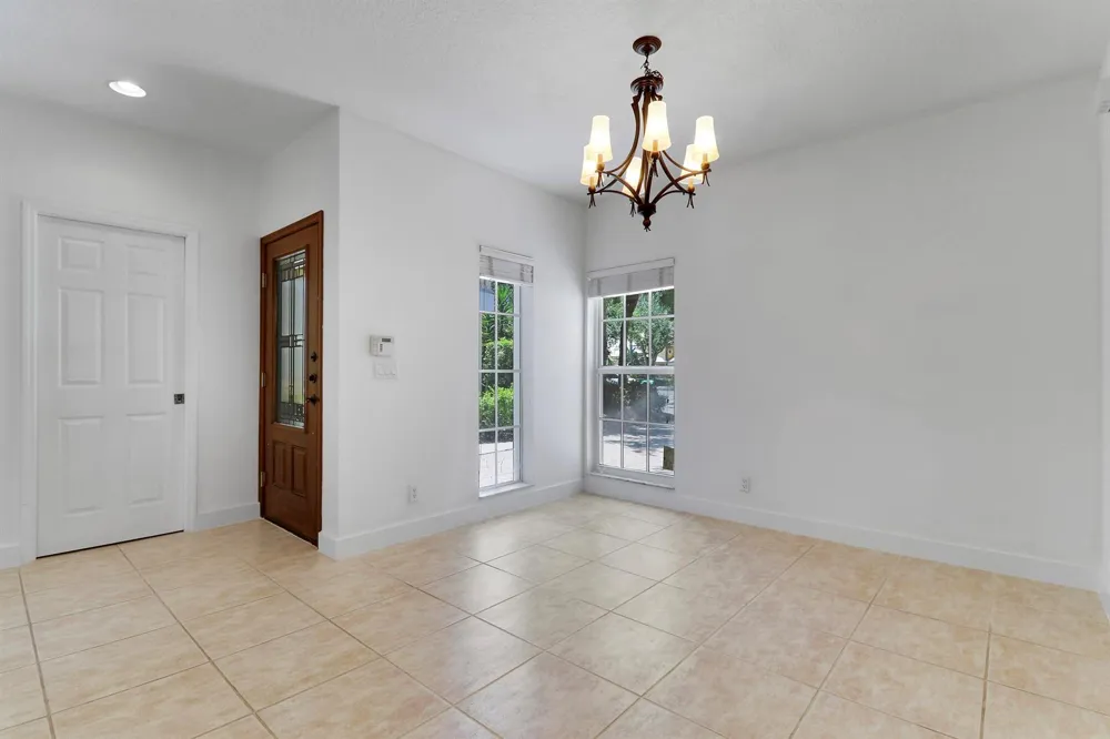 12 Grand Bay Circle Juno Beach, FL 33408