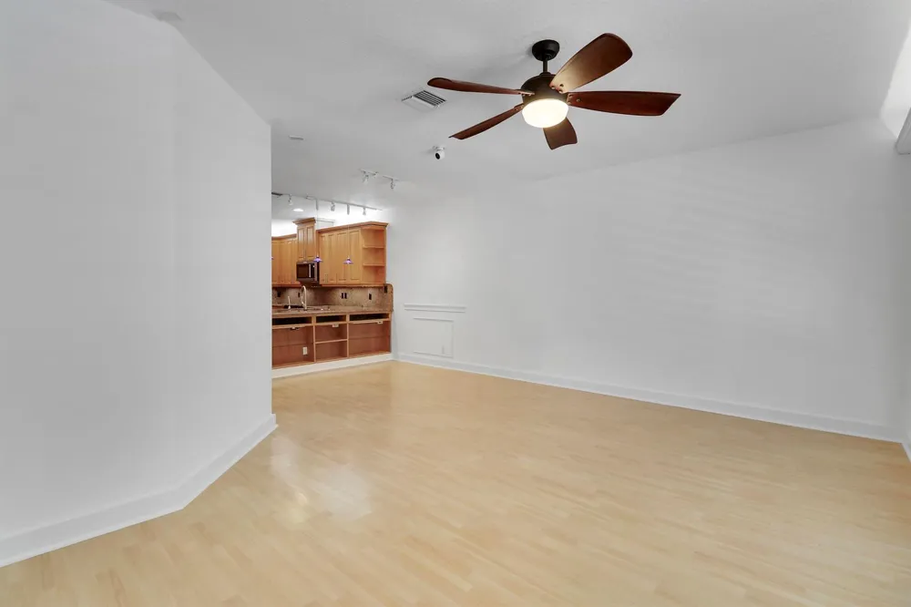12 Grand Bay Circle Juno Beach, FL 33408