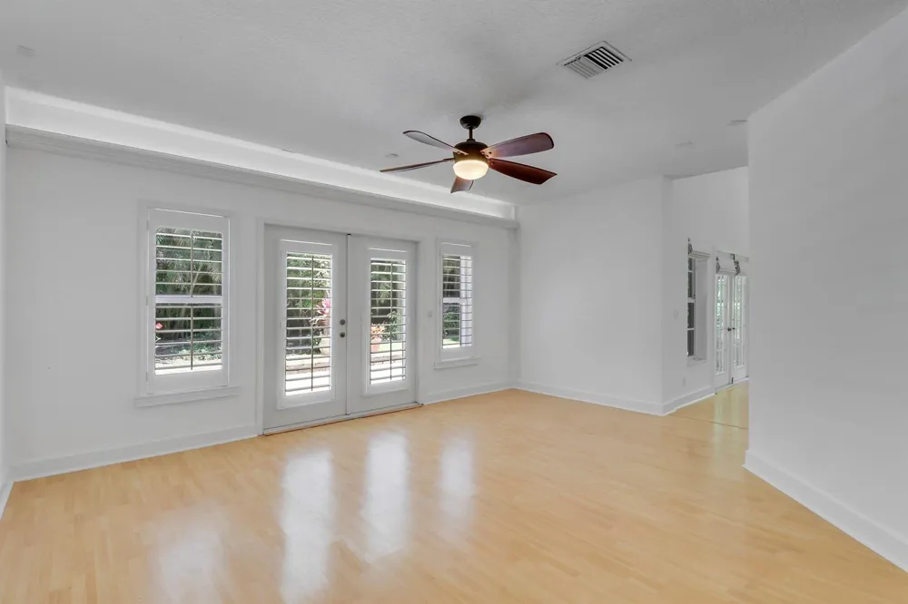 12 Grand Bay Circle Juno Beach, FL 33408