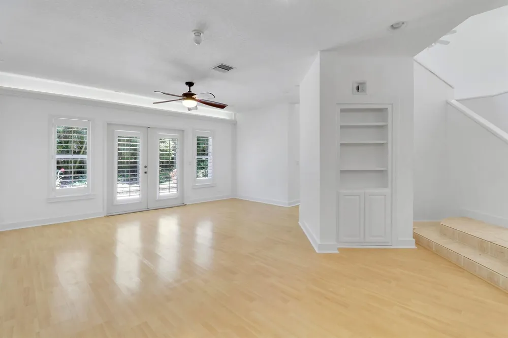 12 Grand Bay Circle Juno Beach, FL 33408