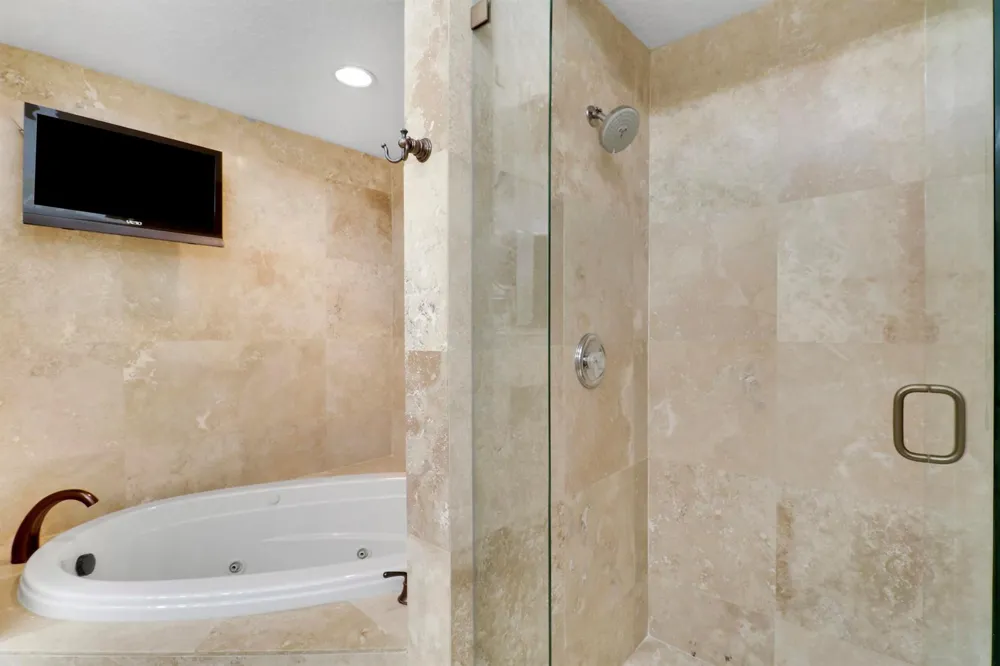 12 Grand Bay Circle Juno Beach, FL 33408