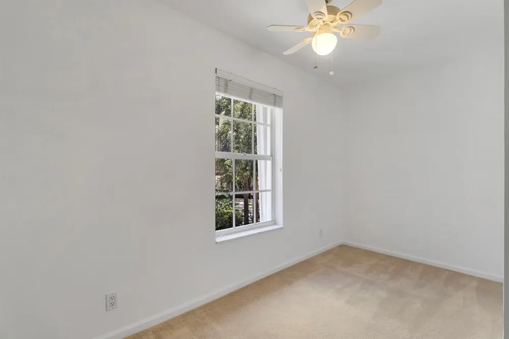 12 Grand Bay Circle Juno Beach, FL 33408
