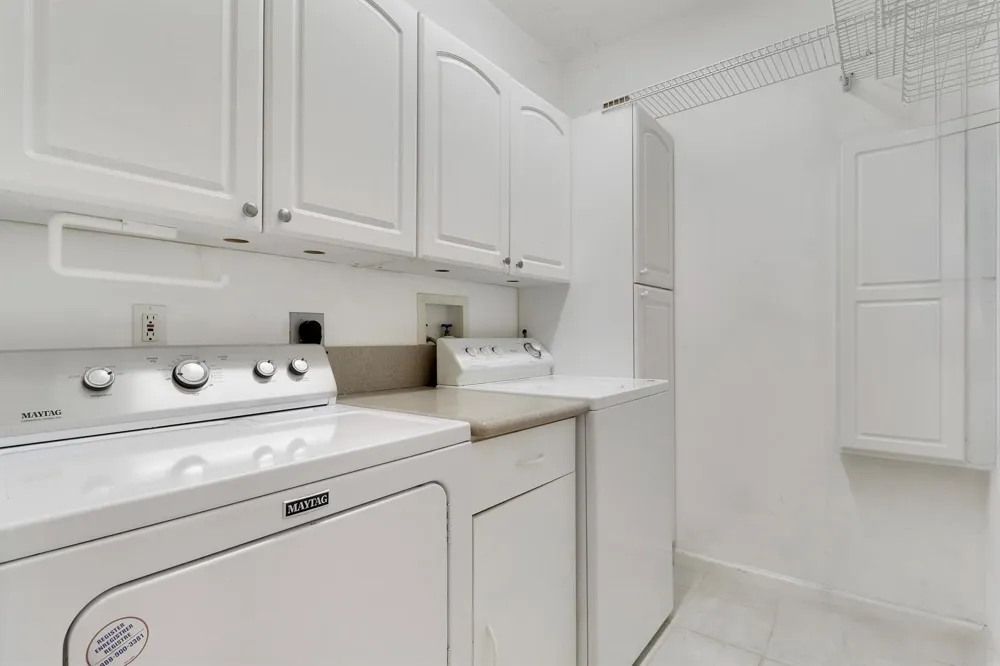 12 Grand Bay Circle Juno Beach, FL 33408
