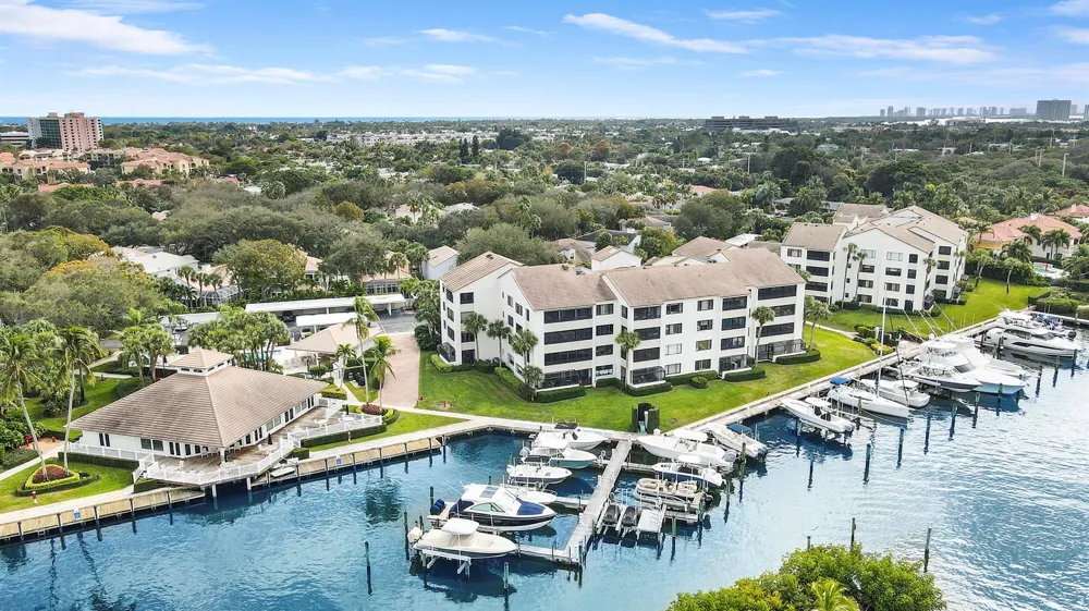 12 Grand Bay Circle Juno Beach, FL 33408