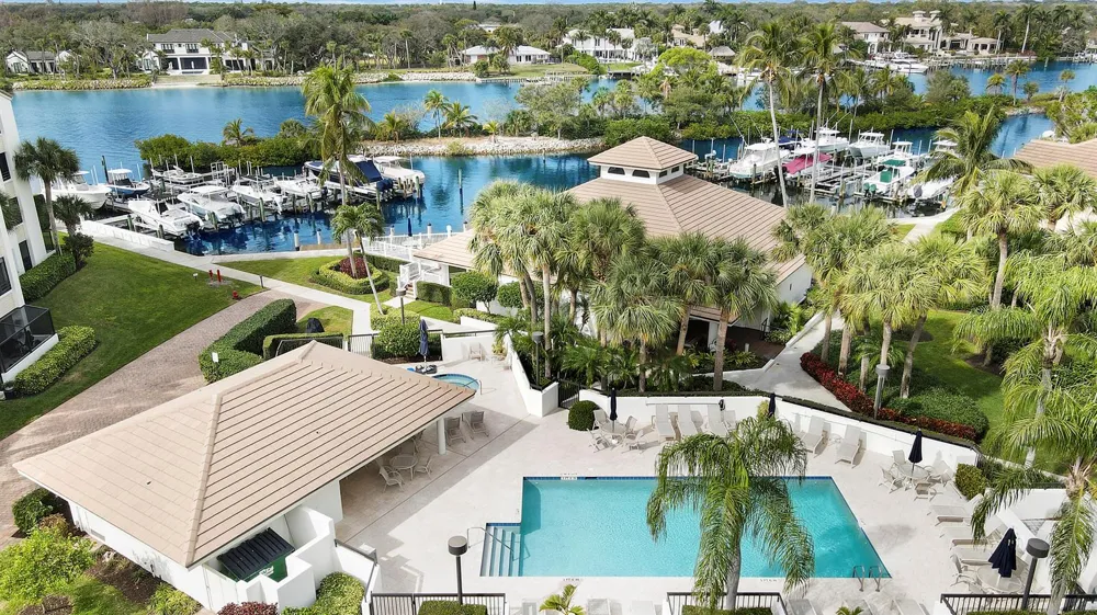 12 Grand Bay Circle Juno Beach, FL 33408