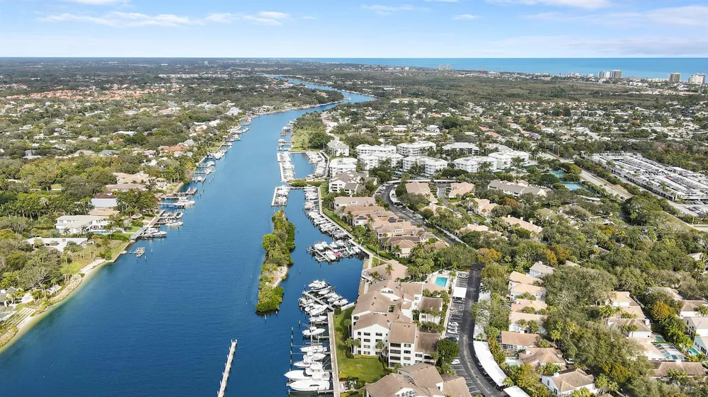 12 Grand Bay Circle Juno Beach, FL 33408