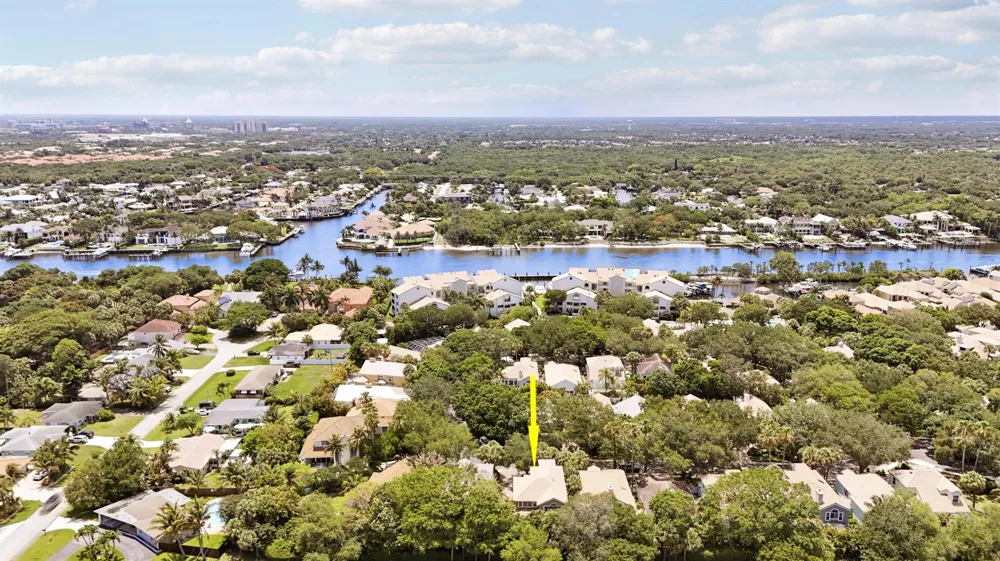12 Grand Bay Circle Juno Beach, FL 33408