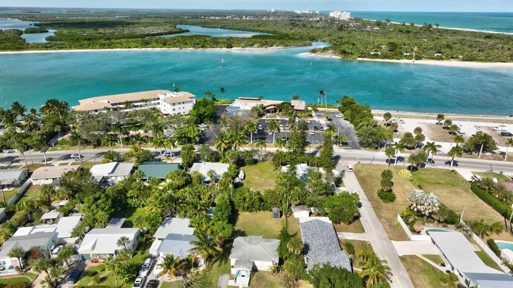 Seaway Drive Fort Pierce, FL 34949