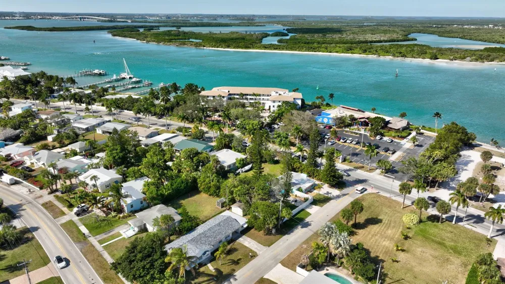 Seaway Drive Fort Pierce, FL 34949