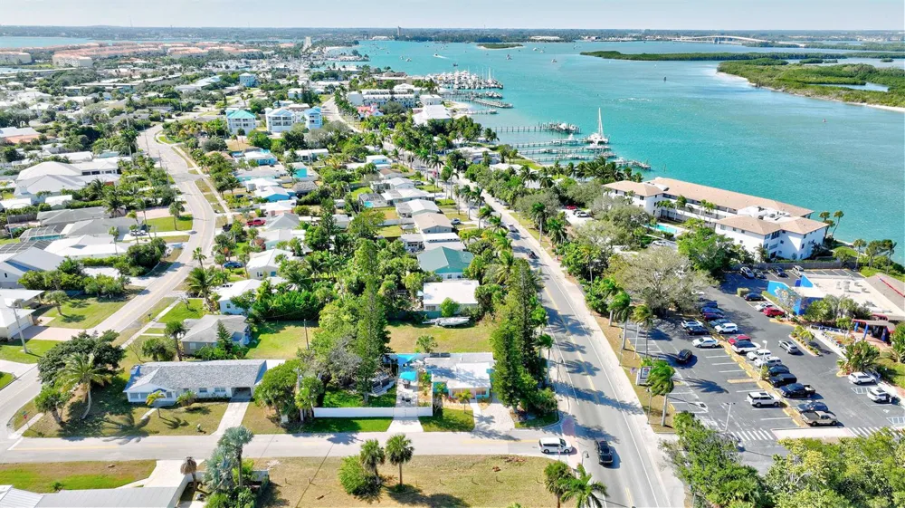 Seaway Drive Fort Pierce, FL 34949