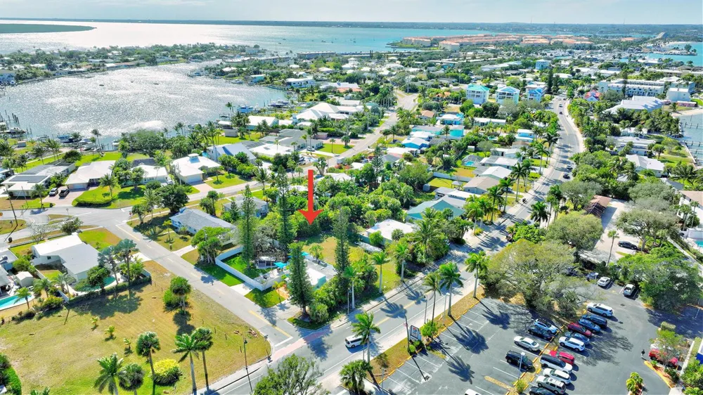 Seaway Drive Fort Pierce, FL 34949