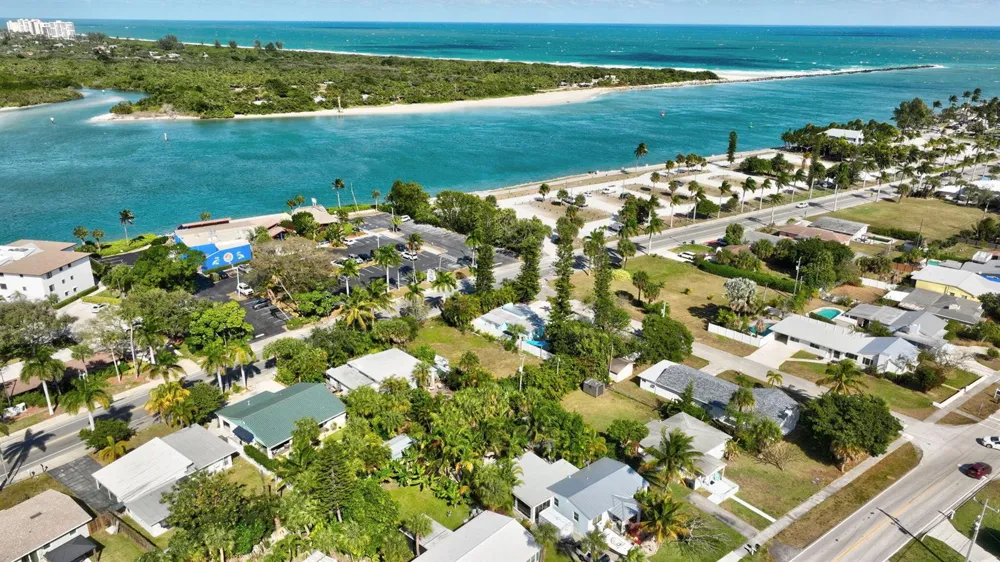 Seaway Drive Fort Pierce, FL 34949