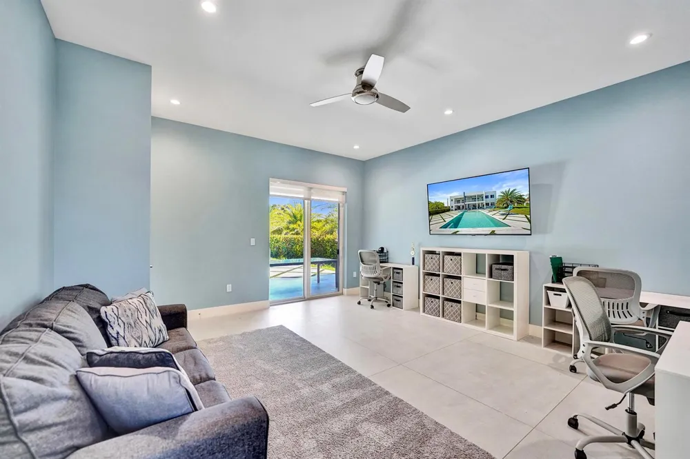 11201 SW 3rd Street Plantation, FL 33325