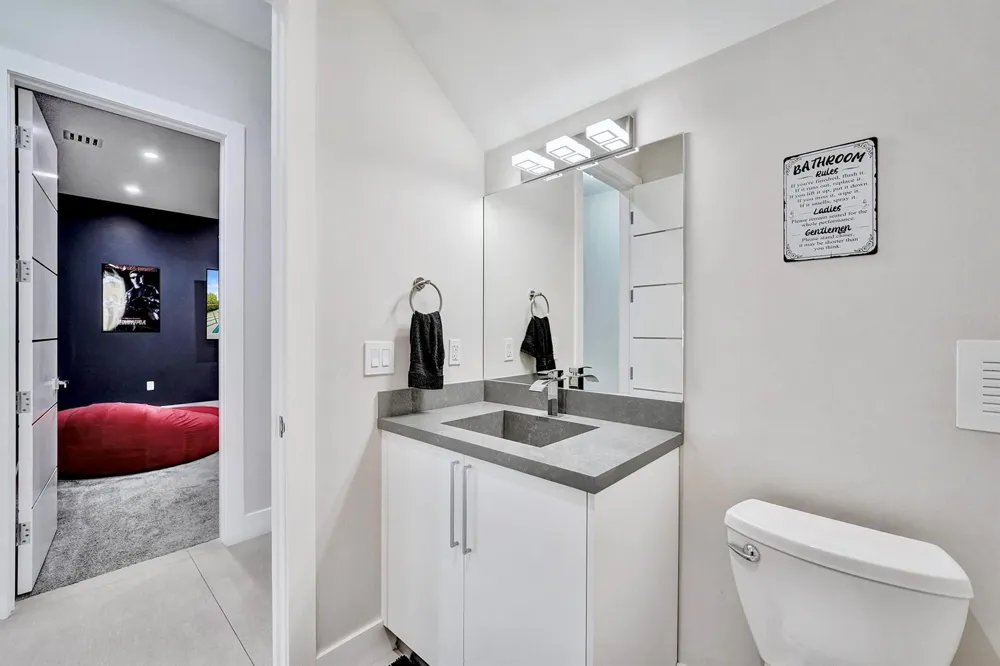 11201 SW 3rd Street Plantation, FL 33325