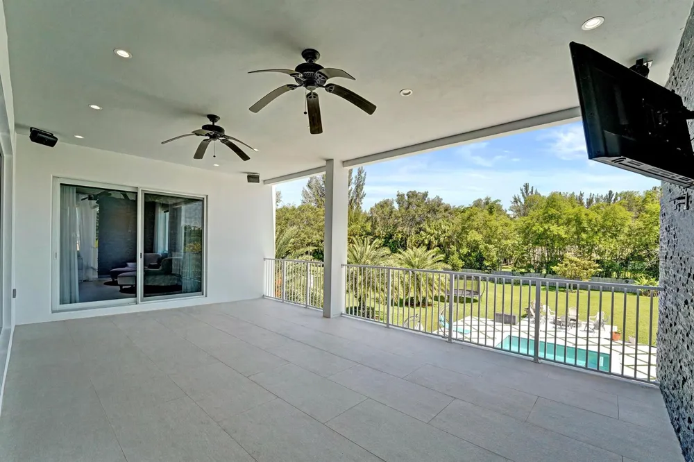 11201 SW 3rd Street Plantation, FL 33325