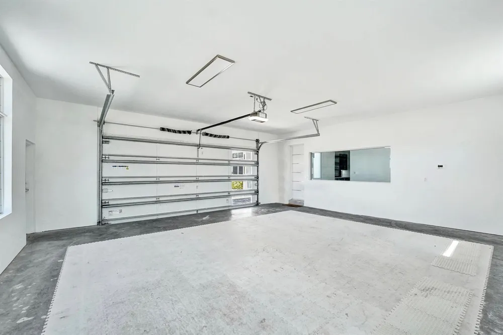 11201 SW 3rd Street Plantation, FL 33325