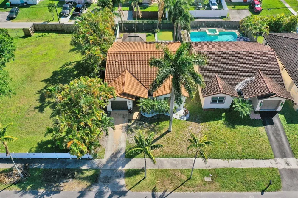 210 SE Park Street Dania Beach, FL 33004