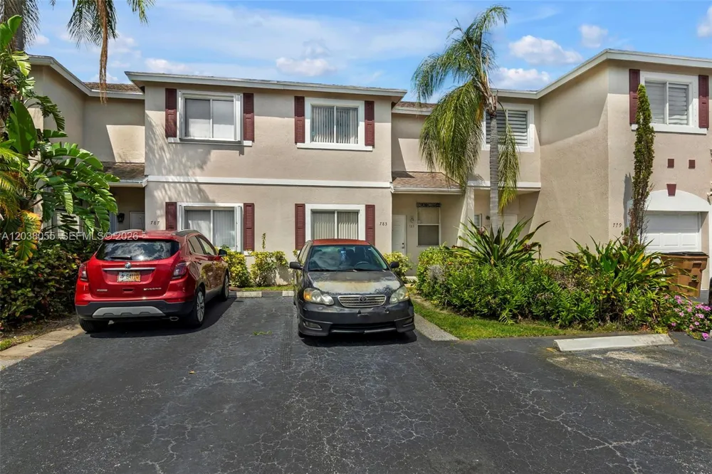 783 NW 42nd Pl Deerfield Beach, FL 33064