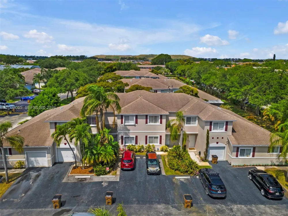 783 NW 42nd Pl Deerfield Beach, FL 33064