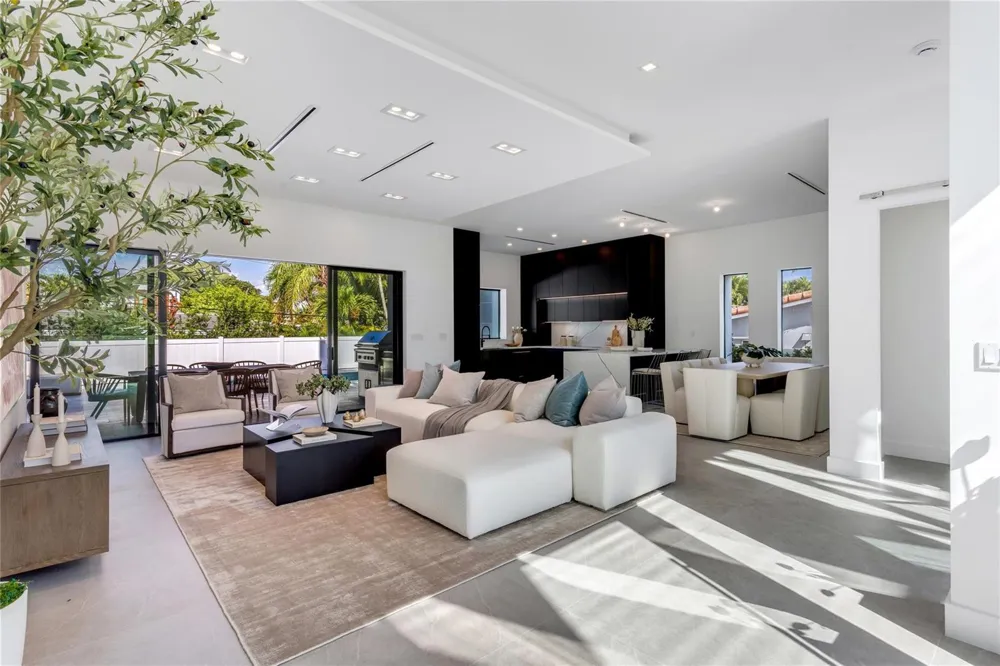 3205 Leigh Road Pompano Beach, FL 33062