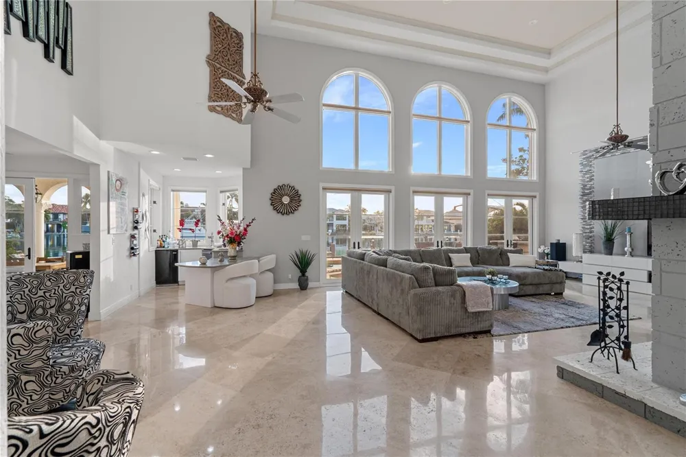 2833 NE 32nd Street Lighthouse Point, FL 33064