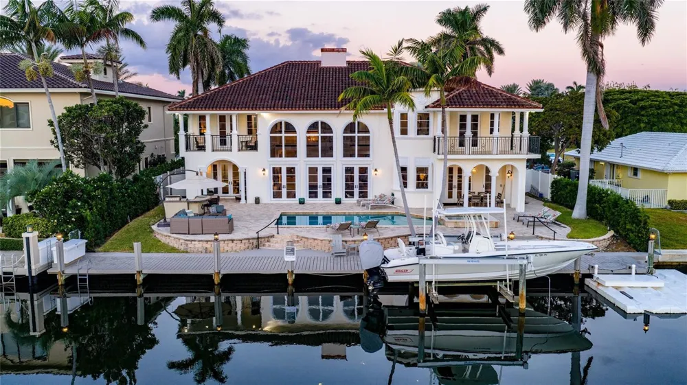 2833 NE 32nd Street Lighthouse Point, FL 33064
