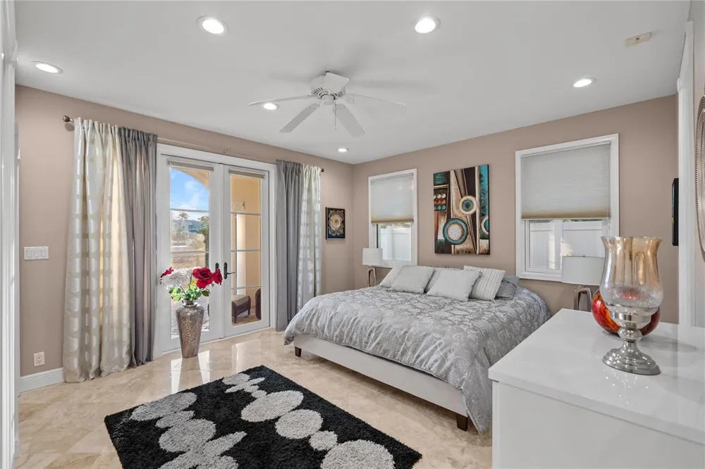 2833 NE 32nd Street Lighthouse Point, FL 33064