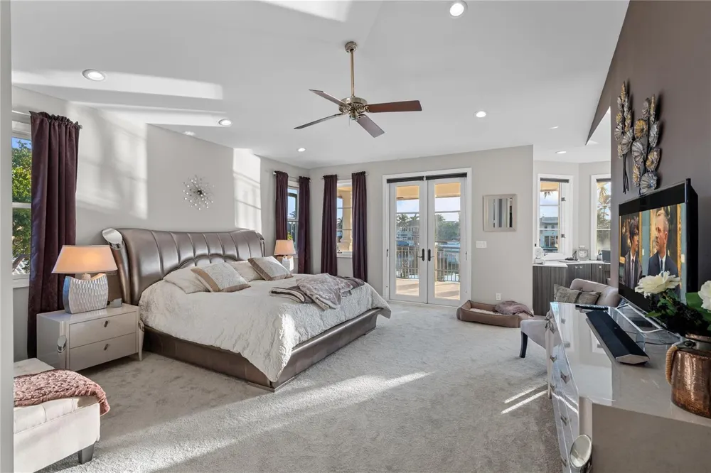2833 NE 32nd Street Lighthouse Point, FL 33064