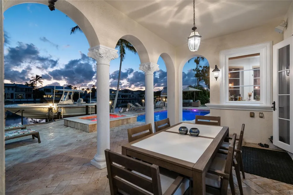2833 NE 32nd Street Lighthouse Point, FL 33064