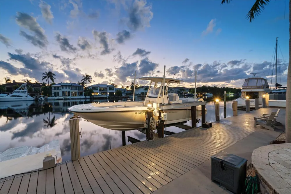 2833 NE 32nd Street Lighthouse Point, FL 33064