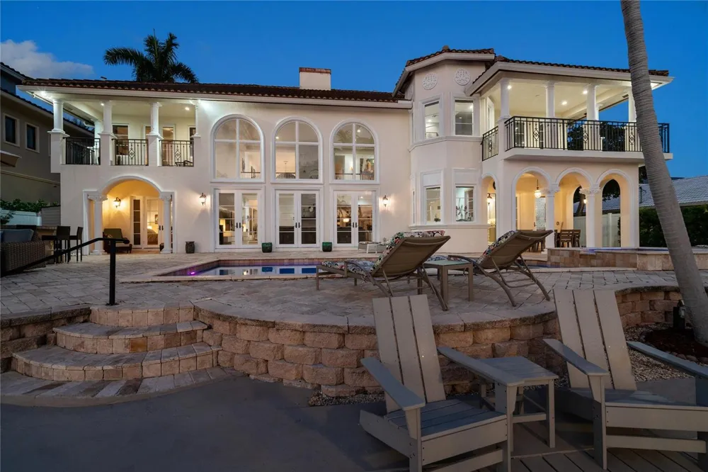 2833 NE 32nd Street Lighthouse Point, FL 33064