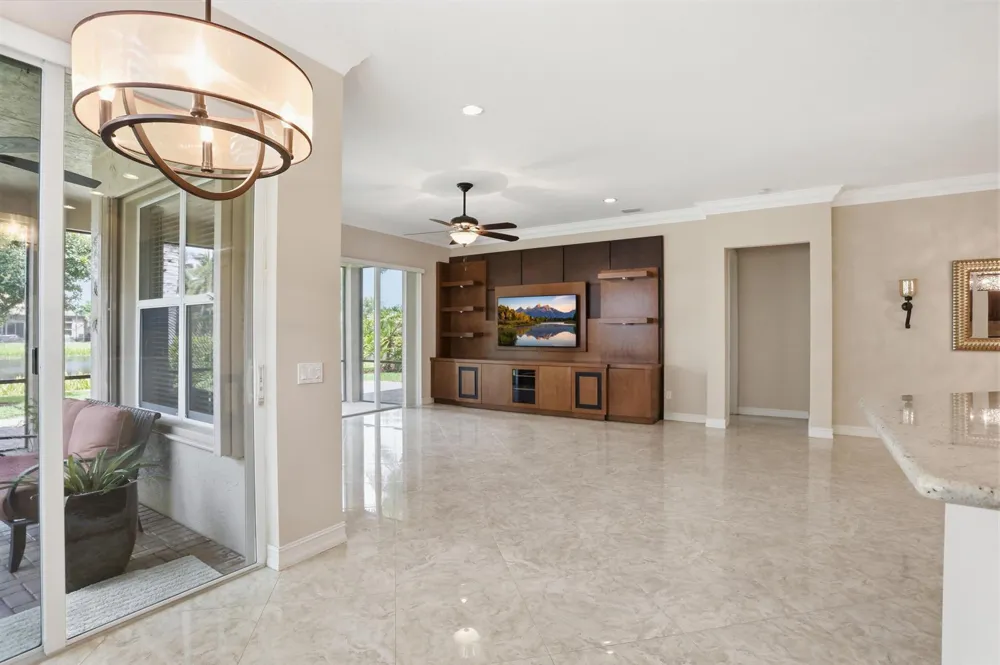 10825 Leaf Bridge Way Boynton Beach, FL 33473