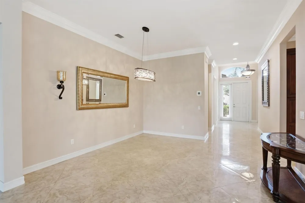 10825 Leaf Bridge Way Boynton Beach, FL 33473