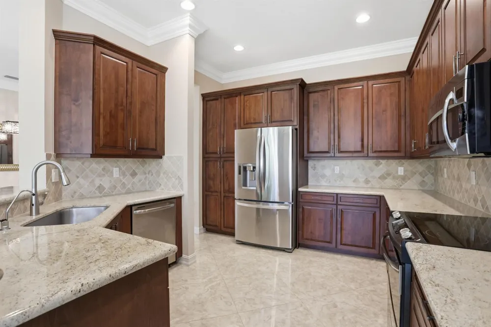 10825 Leaf Bridge Way Boynton Beach, FL 33473