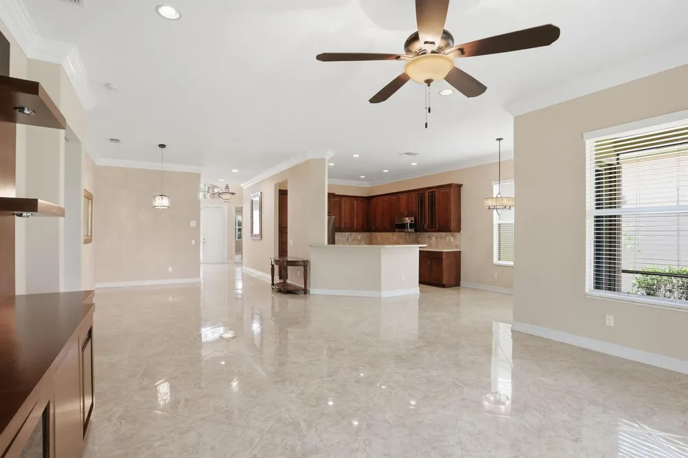 10825 Leaf Bridge Way Boynton Beach, FL 33473