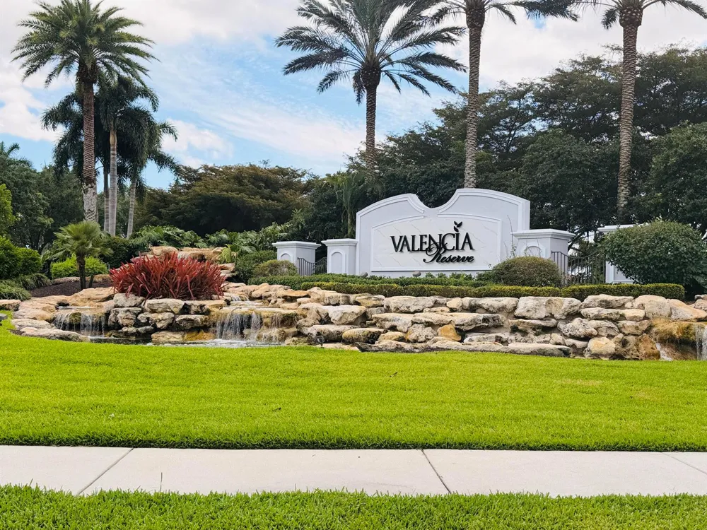 10825 Leaf Bridge Way Boynton Beach, FL 33473