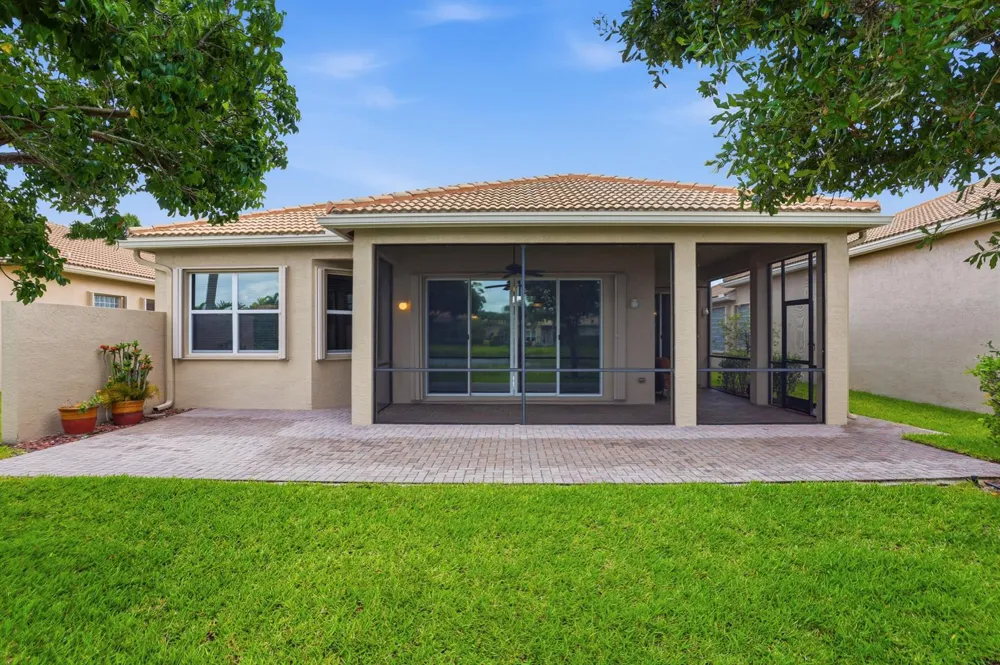 10825 Leaf Bridge Way Boynton Beach, FL 33473
