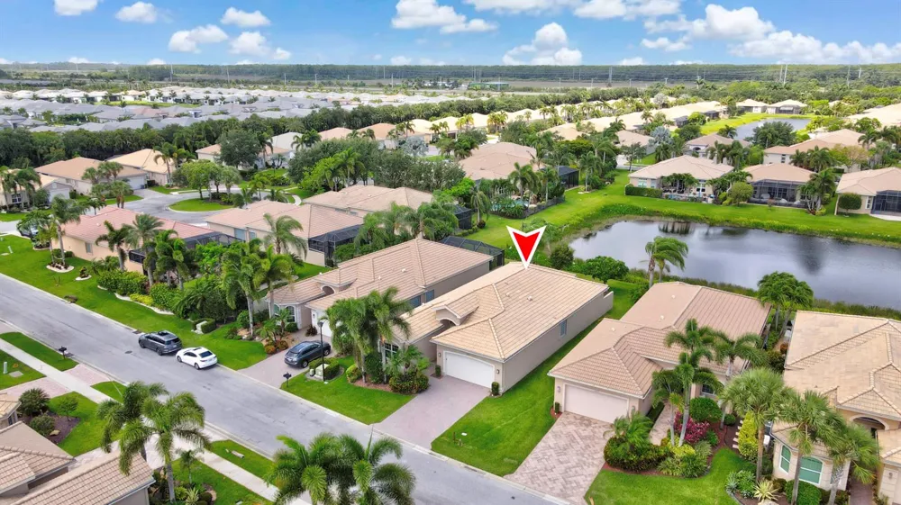 10825 Leaf Bridge Way Boynton Beach, FL 33473