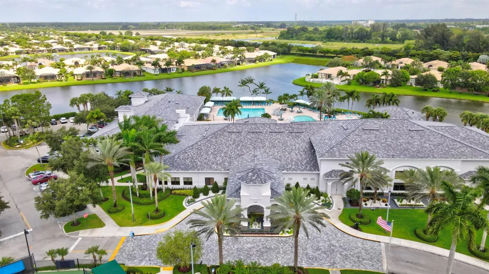 10825 Leaf Bridge Way Boynton Beach, FL 33473