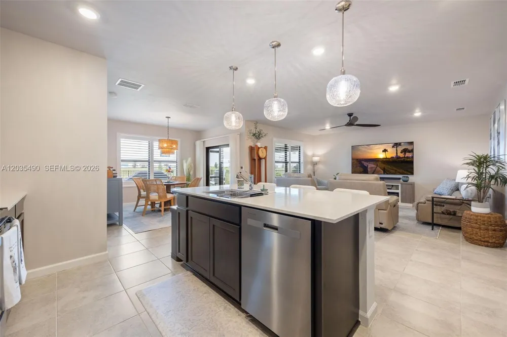 1243 Caloosa Cove Dr La Belle, FL 33935