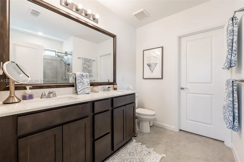 1243 Caloosa Cove Dr La Belle, FL 33935