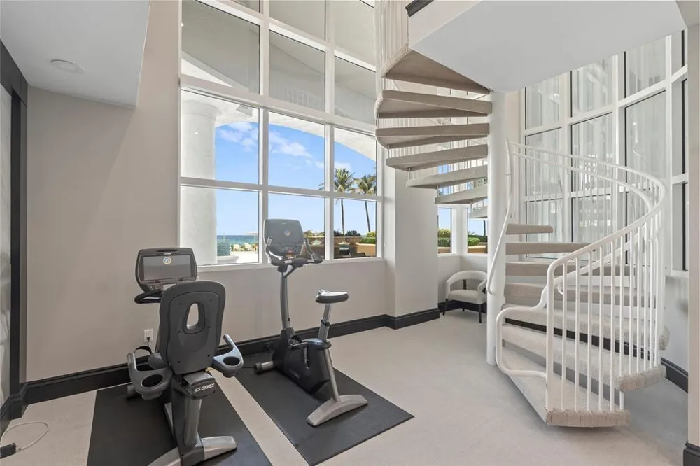 1063 W Hillsboro Mile #115 Hillsboro Beach, FL 33062