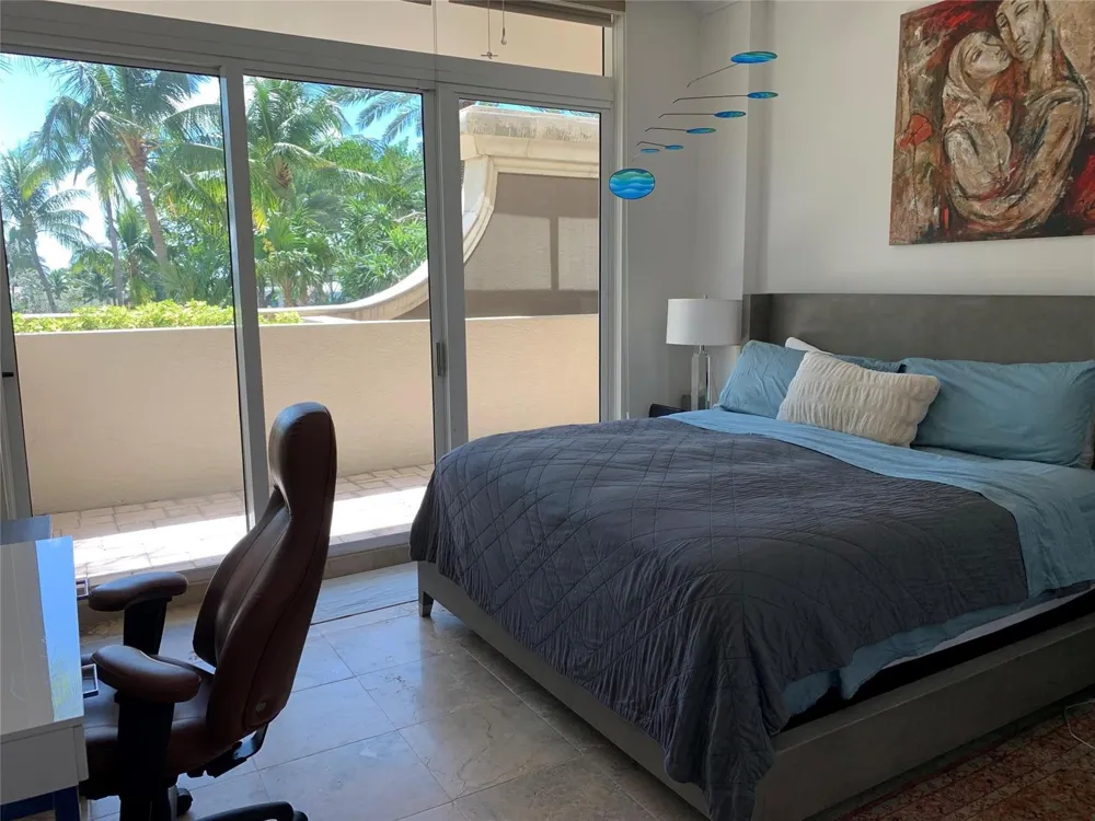 1063 W Hillsboro Mile #115 Hillsboro Beach, FL 33062