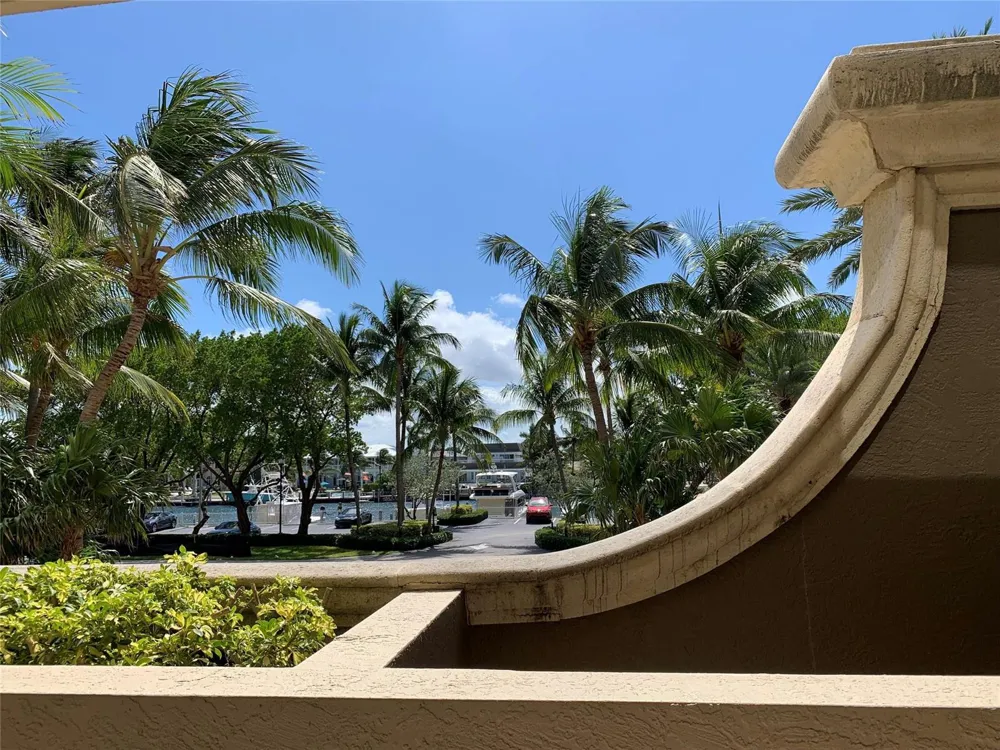 1063 W Hillsboro Mile #115 Hillsboro Beach, FL 33062